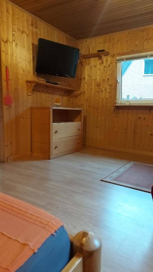 Ferienhaus In Geesthacht-Tesperhude Direkt Am Waldrand Exterior foto